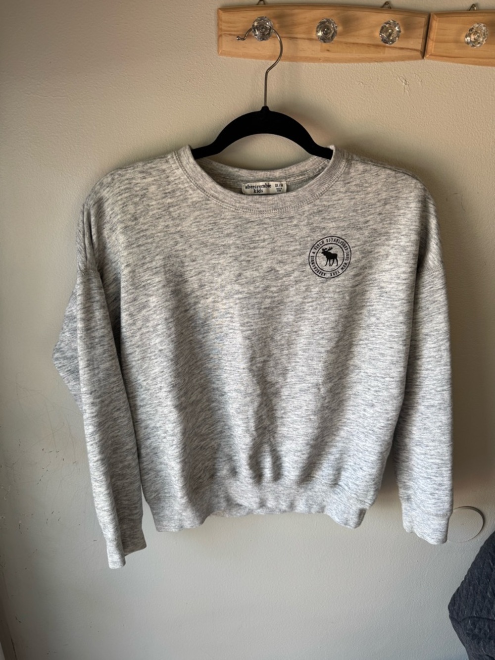 Abercrombie Kids Heather Gray Moose Logo Graphic Sweatshirt - Size 13/14